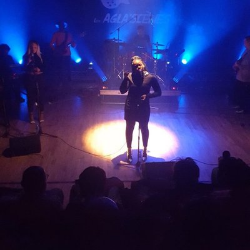 Image de TONI